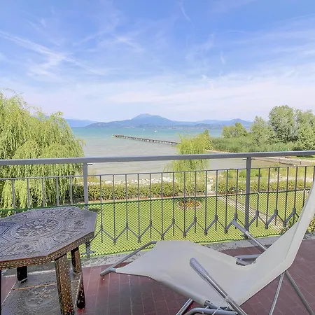 Costa D'oro Fronte Lago 1 Apartamento